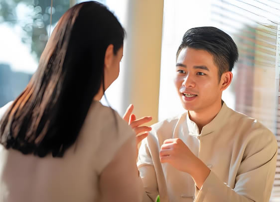 解决婚外情不是和出轨男人对抗，而是达成和解